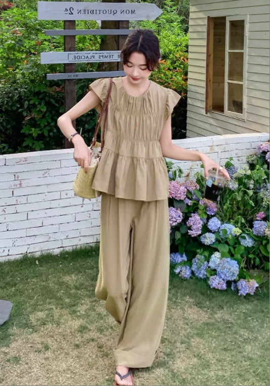 카키색 러플 소매 세트업