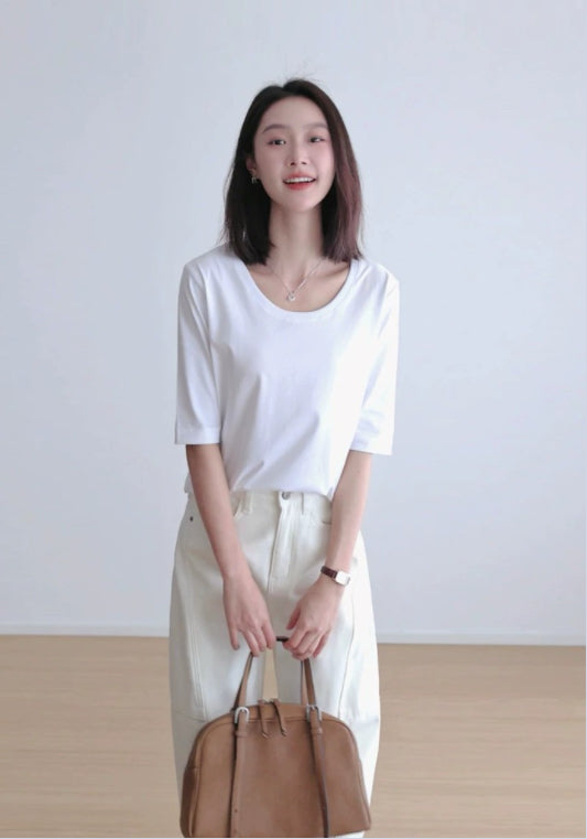 라운드넥 반팔 티셔츠