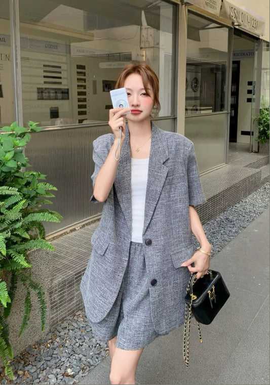 고급 그레이 테일러드 투피스