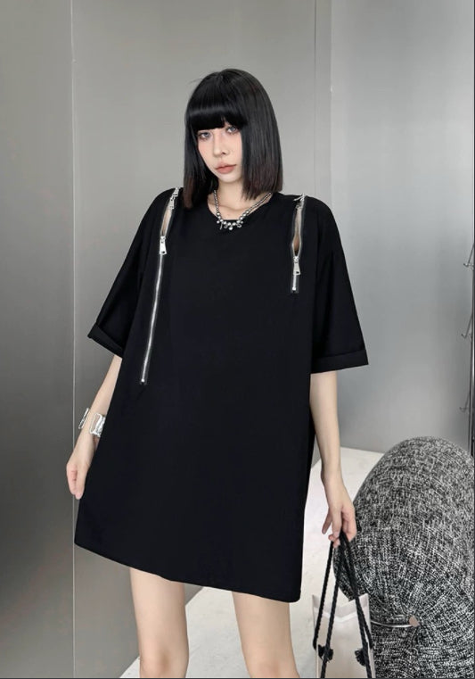 블랙 지퍼 오프숄더 티셔츠