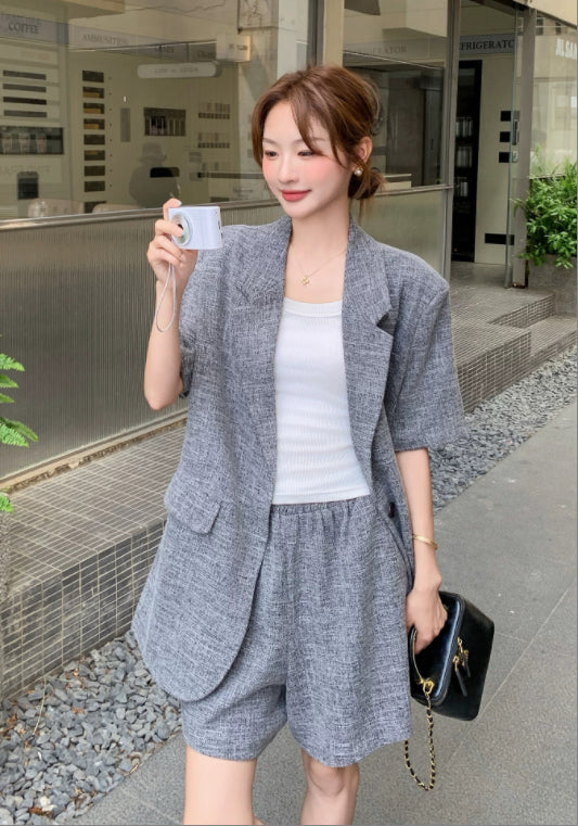 고급 그레이 테일러드 투피스