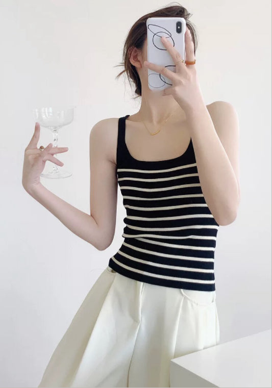 스트라이프 니트 베스트