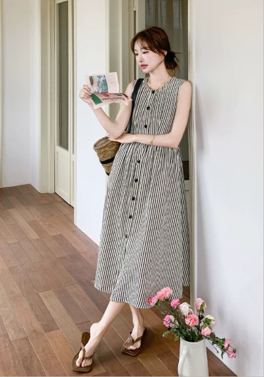 민소매 스트라이프 스커트