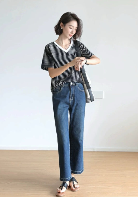 V넥 스트라이프 티셔츠