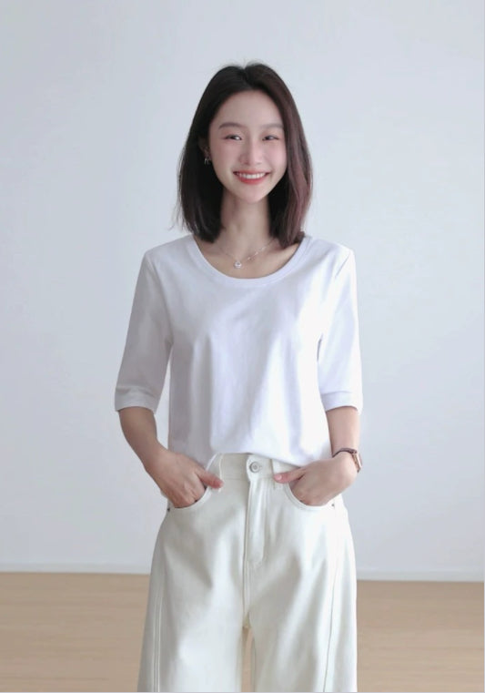 라운드넥 반팔 티셔츠
