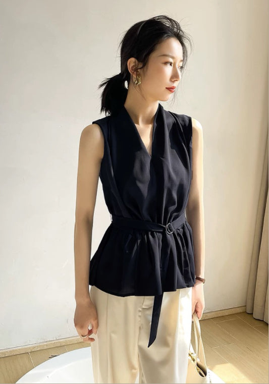 민소매 V넥 허리 조절 탑