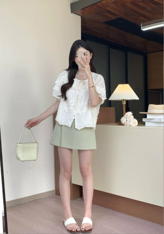 입체 플라워 크롭 셔츠