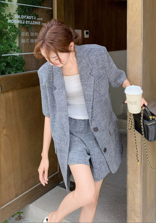 고급 그레이 테일러드 투피스