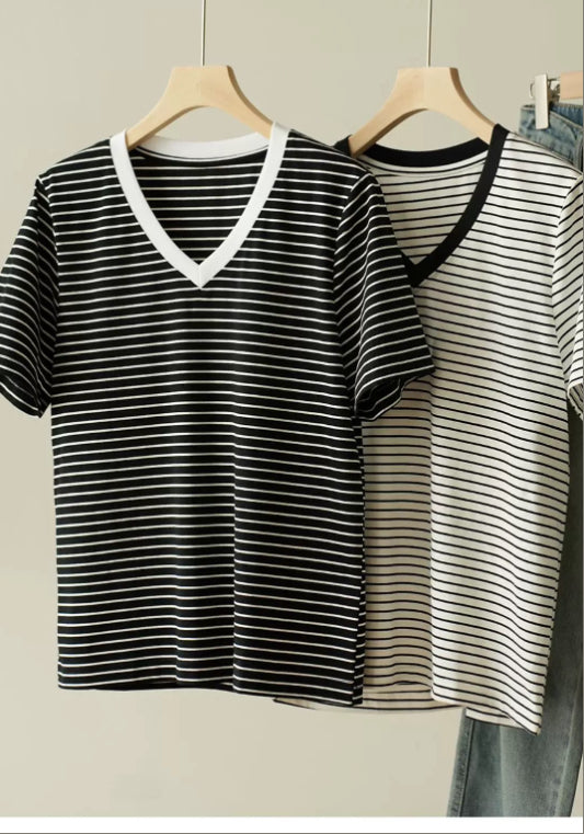 V넥 스트라이프 티셔츠